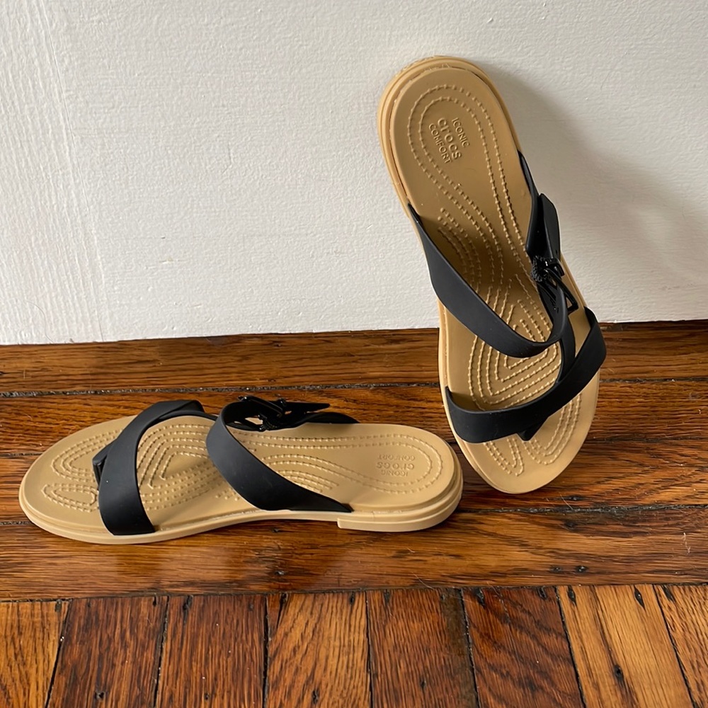 Crocs Women’s Tulum Sandal in Black